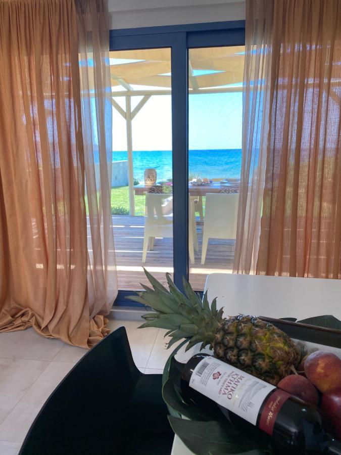 Nautilus House Villa Stalos Ngoại thất bức ảnh