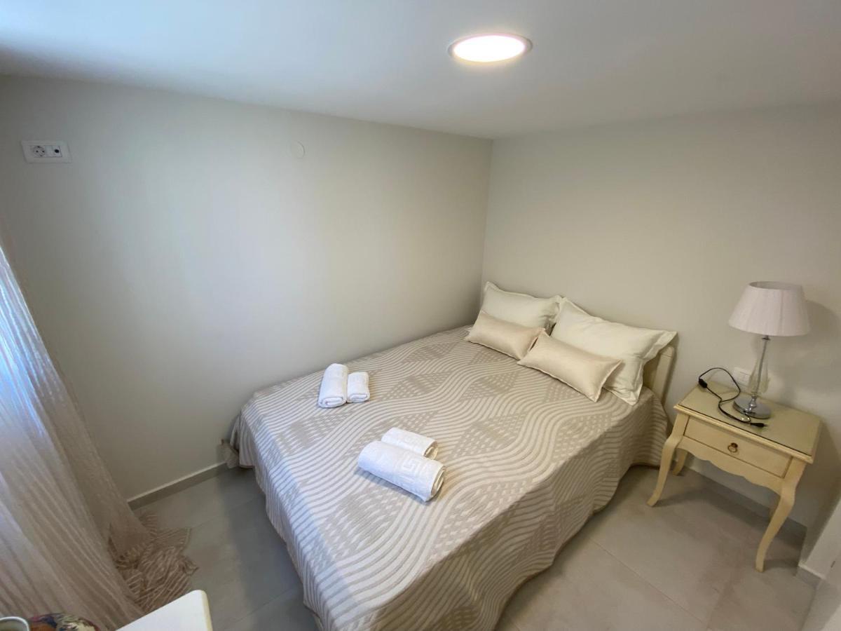 Nautilus House Villa Stalos Ngoại thất bức ảnh